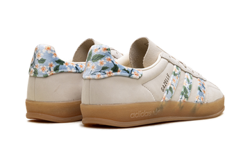 ADIDAS GAZELLE INDOOR LIBERTY LONDON MITSI DAY (WOMEN'S) — Stock
