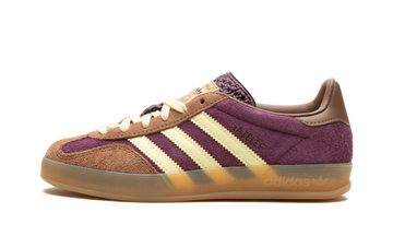 ADIDAS GAZELLE INDOOR MAROON ALMOST YELLOW — Stock