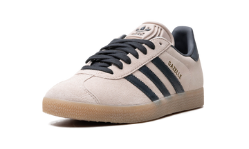 ADIDAS GAZELLE WONDER TAUPE NIGHT INDIGO — Stock