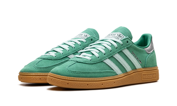 ADIDAS HANDBALL SPEZIAL SEMI COURT GREEN CLEAR MINT GUM (WOMEN'S) — Stock