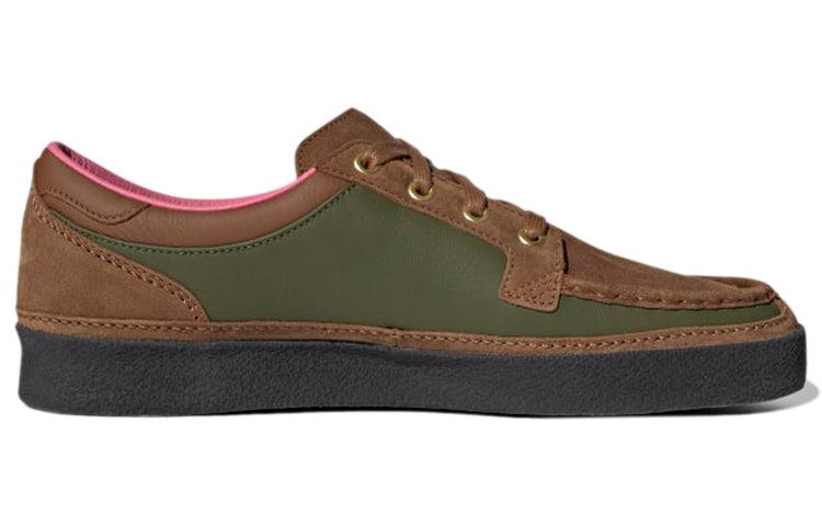 ADIDAS MCCARTEN X THE SIMPSONS NED FLANDERS — Stock 