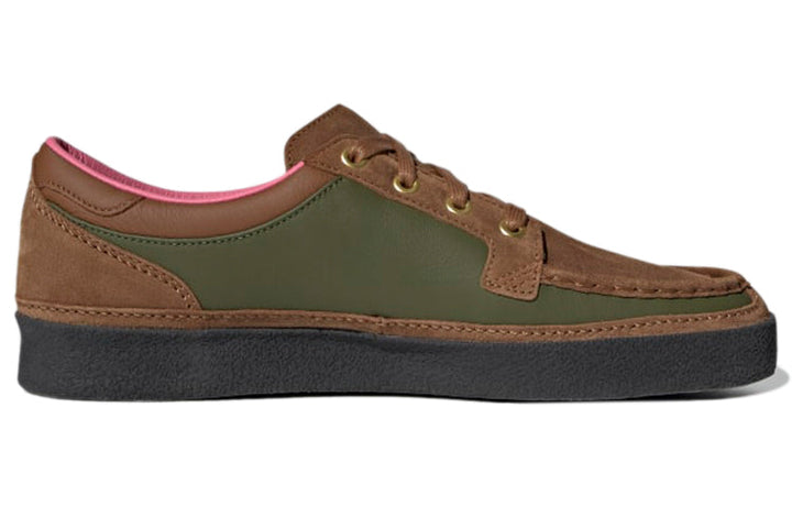 ADIDAS MCCARTEN X THE SIMPSONS NED FLANDERS — Stock 