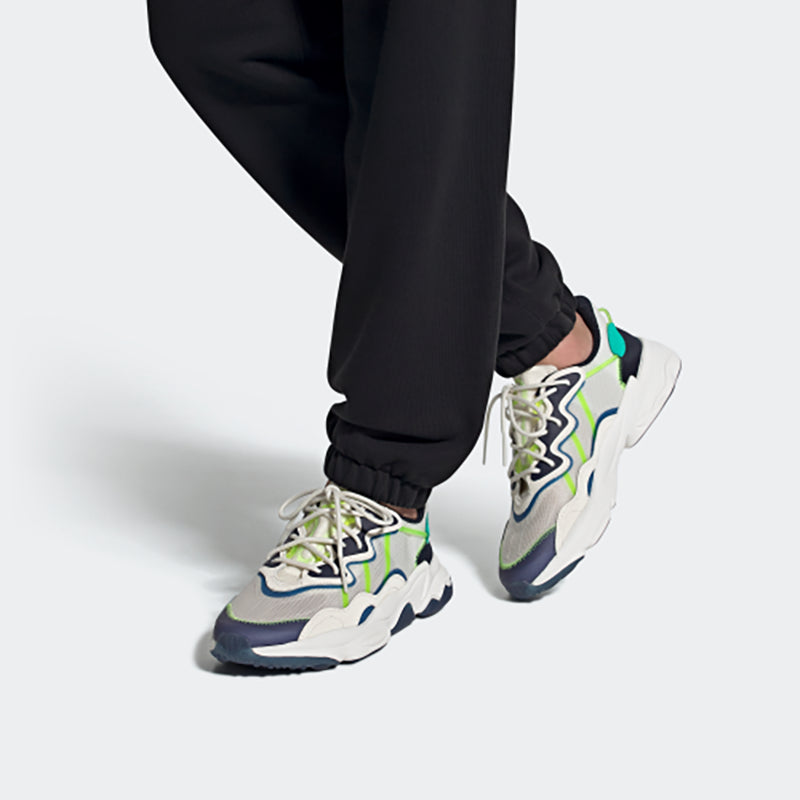 ADIDAS OZWEEGO CORE WHITE SIGNAL GREEN