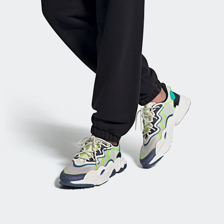 ADIDAS OZWEEGO CORE WHITE SIGNAL GREEN