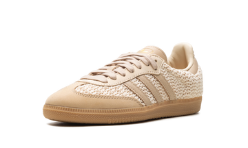 ADIDAS SAMBA OG CROCHET PACK SAND STRATA (WOMEN'S) — Stock