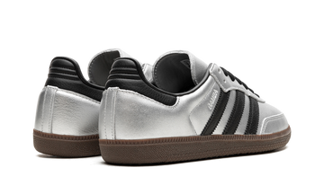 ADIDAS SAMBA OG SILVER METALLIC BLACK GUM (WOMEN'S) — Stock