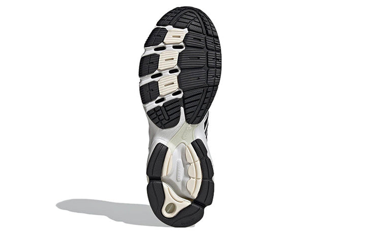 ADIDAS SUPERNOVA CUSHION 7 CORE BLACK SILVER METALLIC CRYSTAL WHITE
