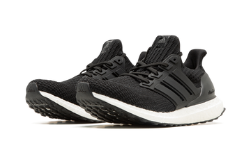 ADIDAS ULTRA BOOST DNA BLACK — Stock