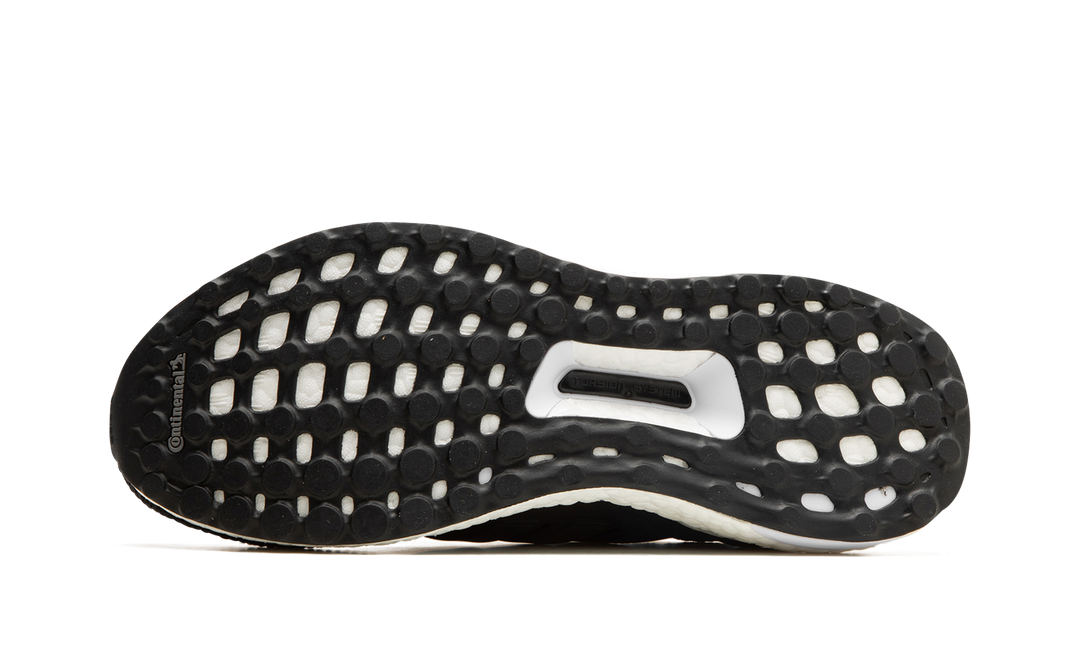 ADIDAS ULTRA BOOST DNA BLACK