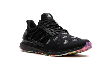 ADIDAS ULTRABOOST 1.0 VALENTINES DAY BLACK — Stock