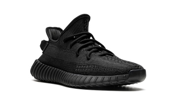 ADIDAS YEEZY BOOST 350 V2 ONYX — Stock