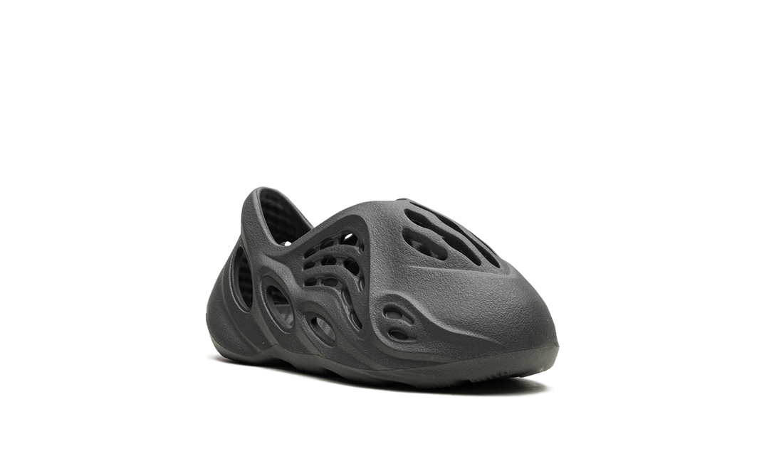 ADIDAS YEEZY FOAM RNR CARBON INFANTS