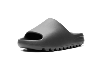 ADIDAS YEEZY SLIDE DARK ONYX — Stock