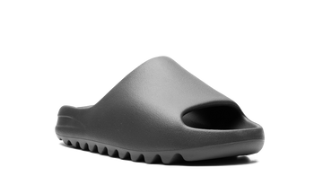 ADIDAS YEEZY SLIDE DARK ONYX — Stock