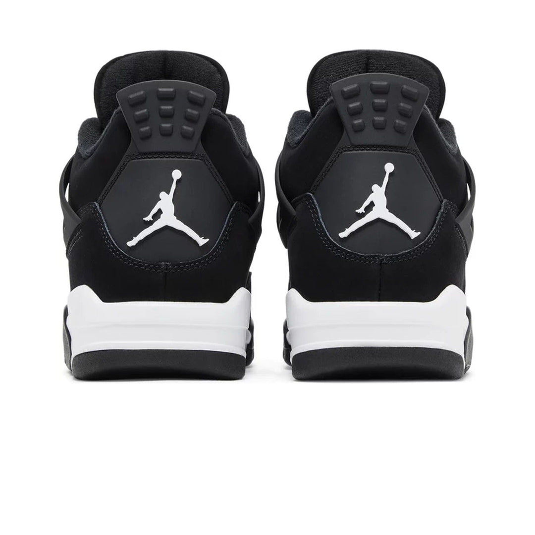 AIR JORDAN 4 RETRO &