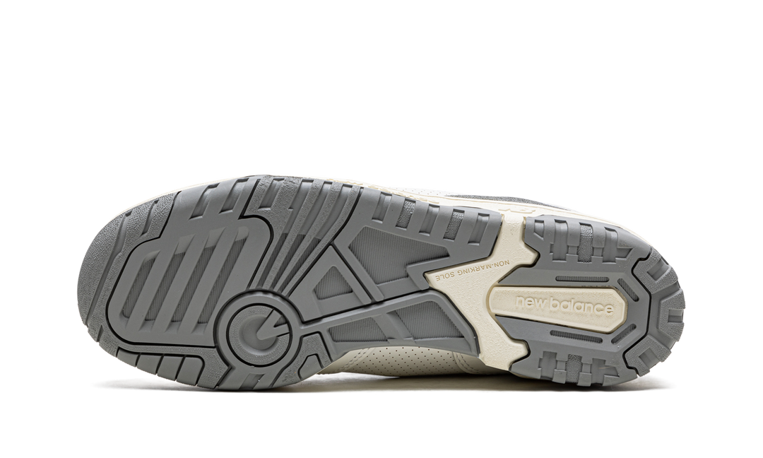 AIME LEON DORE X NEW BALANCE 650 GREY