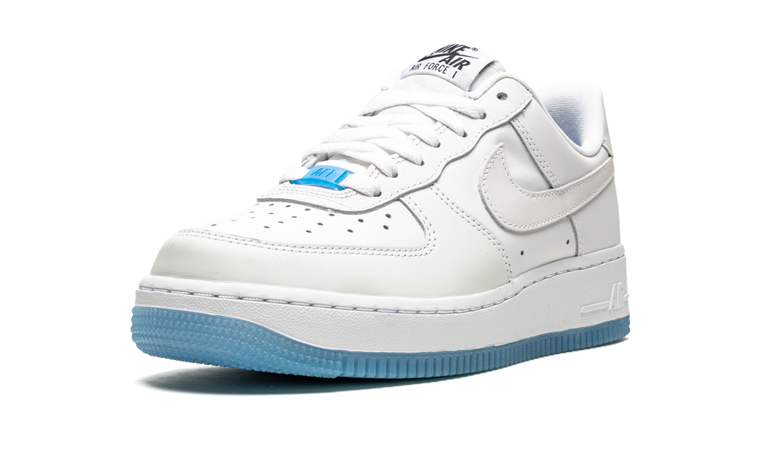 NIKE AIR FORCE 1 LOW UV REACTIVE SWOOSH WHITE BLUE PINK WOMENS