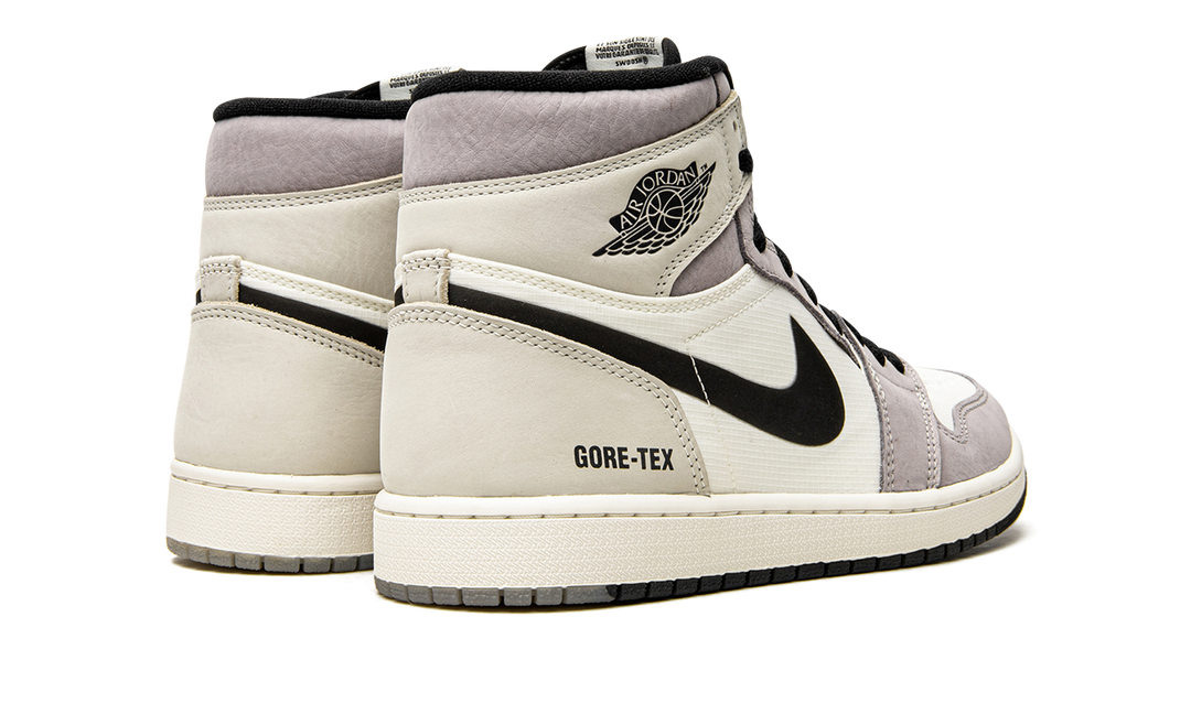AIR JORDAN 1 ELEMENT GORE-TEX LIGHT BONE COLLEGE GREY BLACK