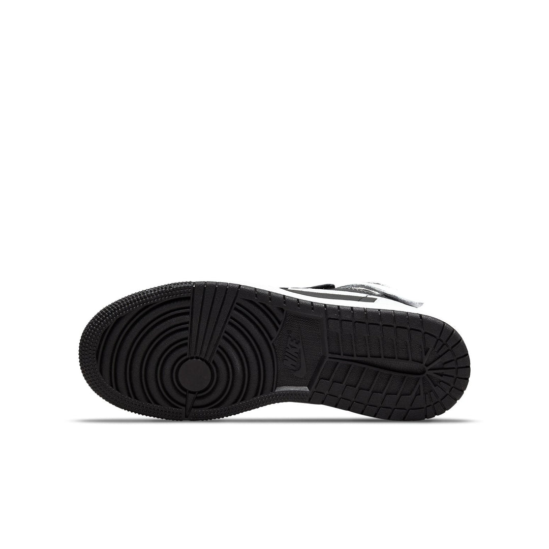 AIR JORDAN 1 HIGH FLYEASE BLACK WHITE GS