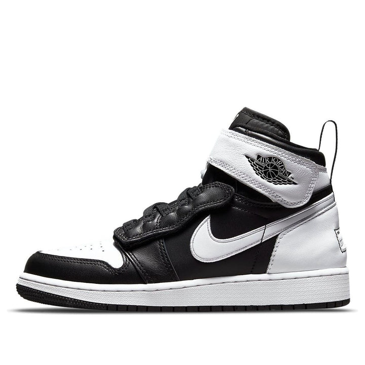 AIR JORDAN 1 HIGH FLYEASE BLACK WHITE GS