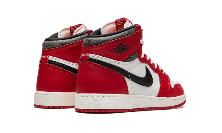 AIR JORDAN 1 HIGH OG CHICAGO LOST AND FOUND GS