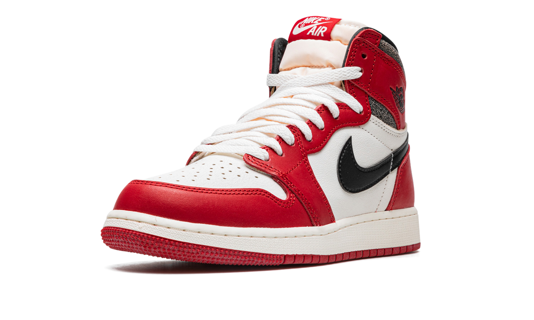AIR JORDAN 1 HIGH OG CHICAGO LOST AND FOUND GS