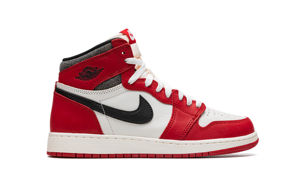 AIR JORDAN 1 HIGH OG CHICAGO LOST AND FOUND GS