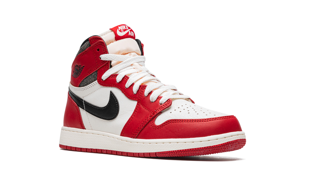 AIR JORDAN 1 HIGH OG CHICAGO LOST AND FOUND GS