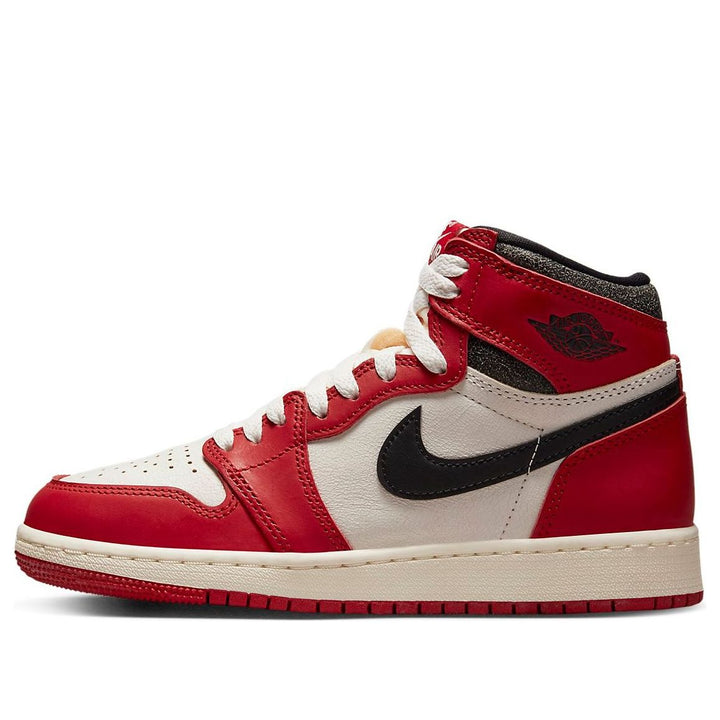 AIR JORDAN 1 HIGH OG CHICAGO LOST AND FOUND GS