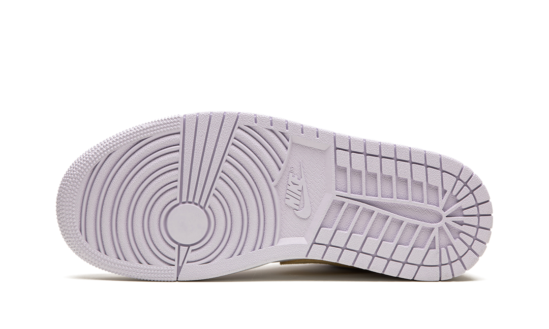 AIR JORDAN 1 LOW BARELY GRAPE WOMENS