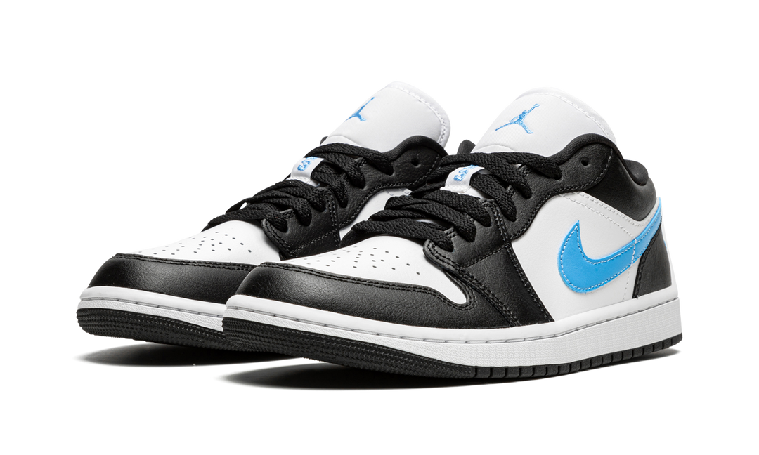 AIR JORDAN 1 LOW BLACK UNIVERSITY BLUE WOMENS