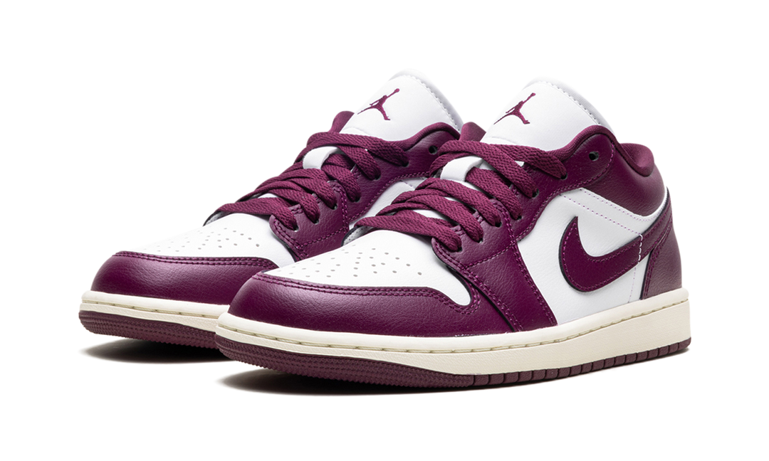 AIR JORDAN 1 LOW BORDEAUX WOMENS