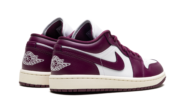 AIR JORDAN 1 LOW BORDEAUX WOMENS