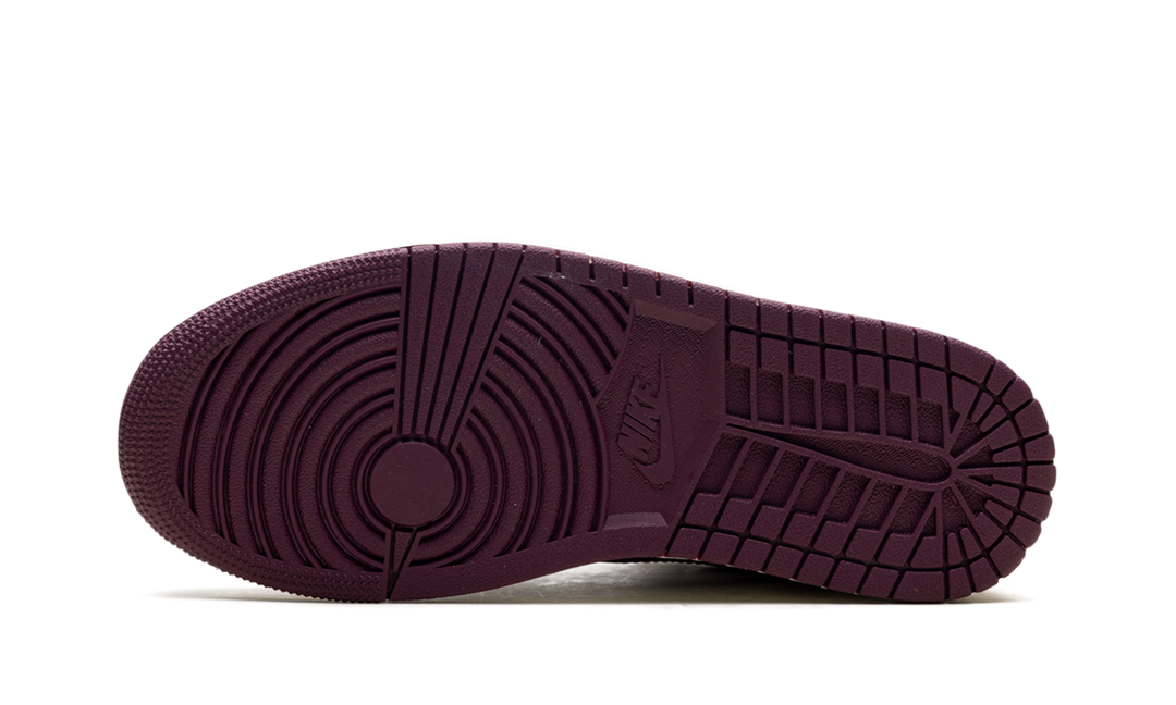 AIR JORDAN 1 LOW BORDEAUX WOMENS