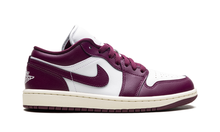 AIR JORDAN 1 LOW BORDEAUX WOMENS