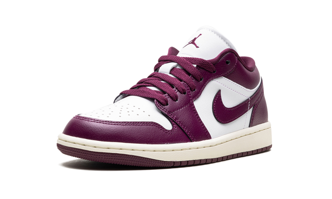 AIR JORDAN 1 LOW BORDEAUX WOMENS