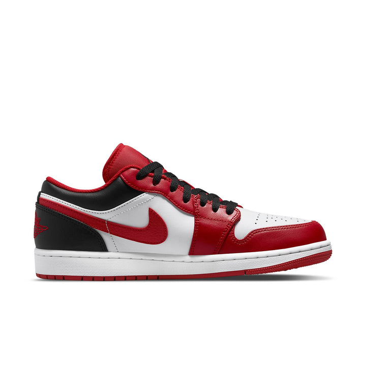 AIR JORDAN 1 LOW BULLS