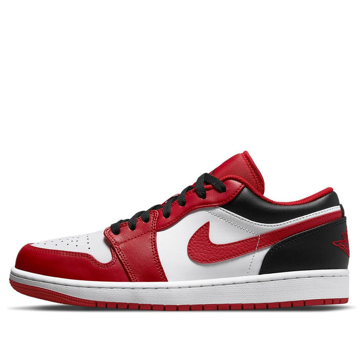 AIR JORDAN 1 LOW BULLS