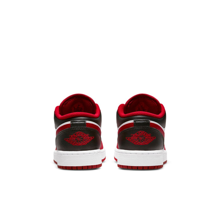 AIR JORDAN 1 LOW BULLS GS