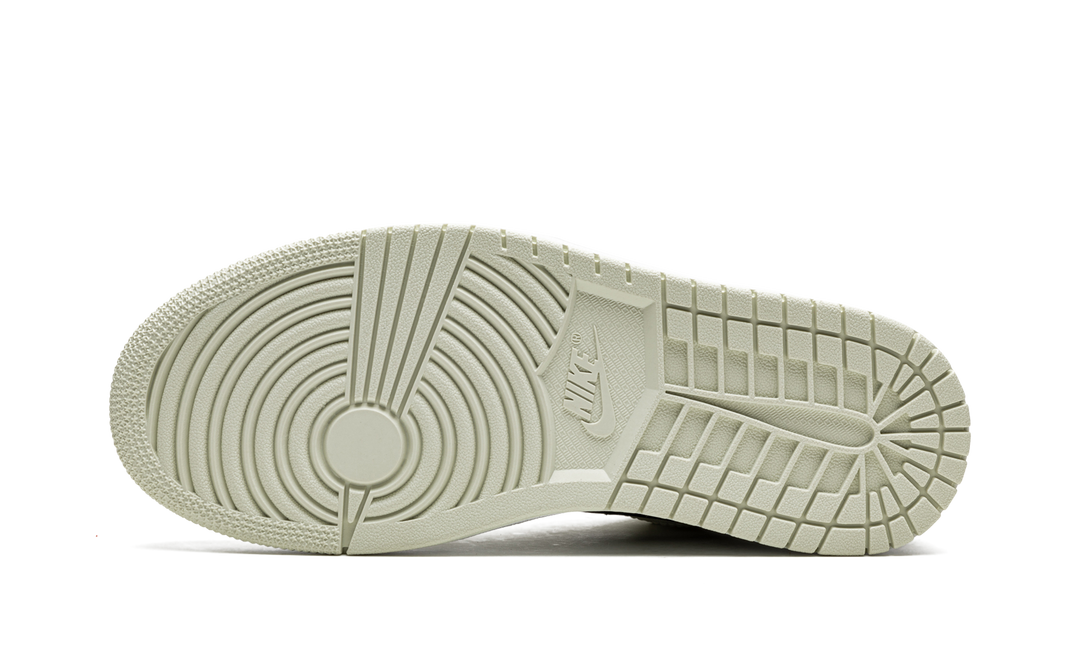 AIR JORDAN 1 LOW COCONUT MILK