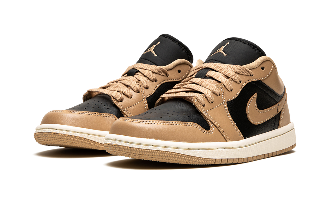 AIR JORDAN 1 LOW DESERT WOMENS