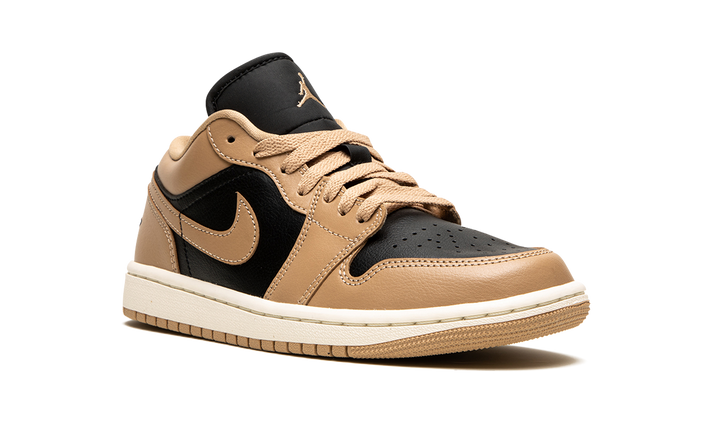 AIR JORDAN 1 LOW DESERT WOMENS