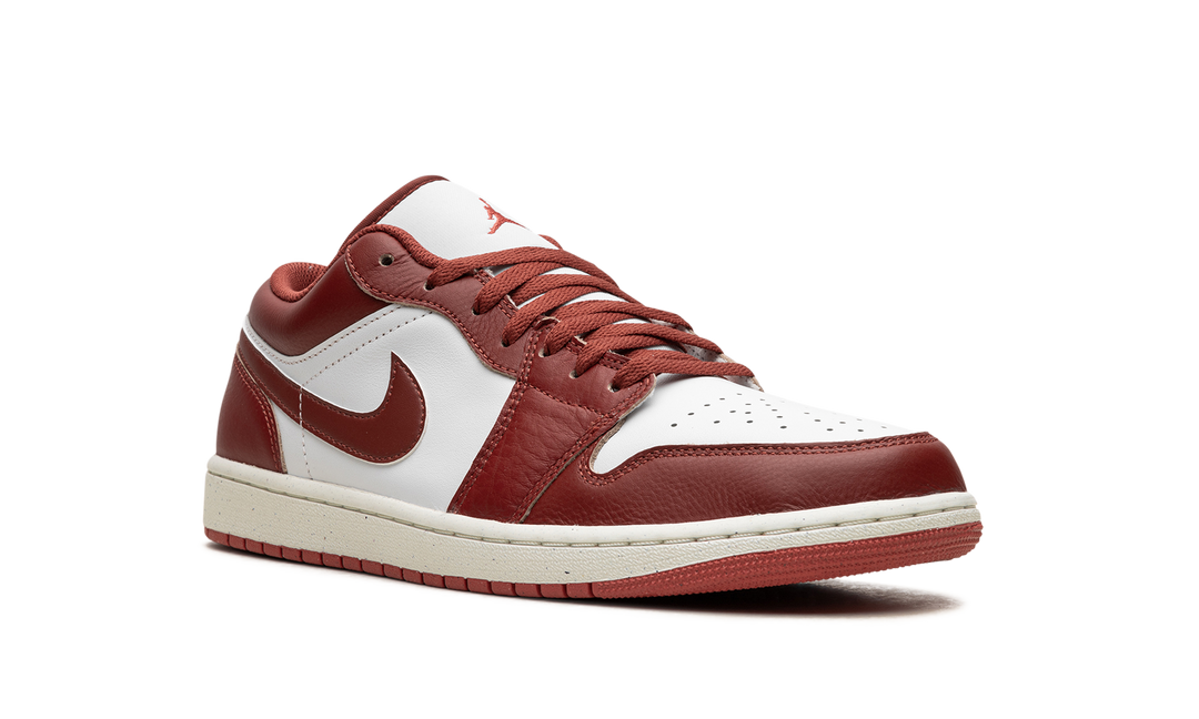 AIR JORDAN 1 LOW DUNE RED — Stock 