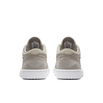 AIR JORDAN 1 LOW GREY FOG WOMENS — Stock