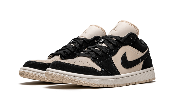 AIR JORDAN 1 LOW GUAVA ICE WOMENS