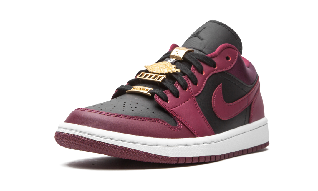 AIR JORDAN 1 LOW MAROON BLACK