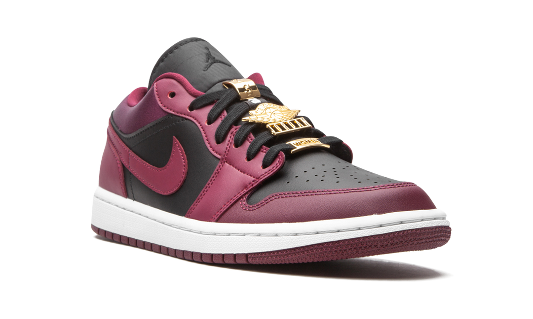 AIR JORDAN 1 LOW MAROON BLACK