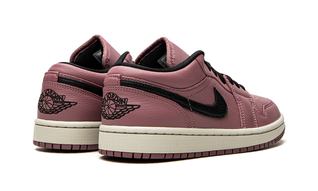 AIR JORDAN 1 LOW MULBERRY PURPLE WOMENS