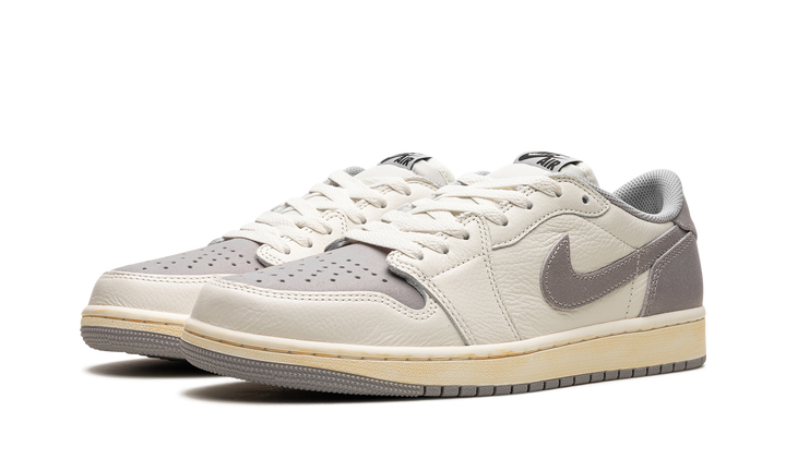 AIR JORDAN 1 LOW OG ATMOSPHERE GREY