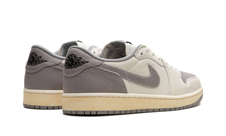 AIR JORDAN 1 LOW OG ATMOSPHERE GREY